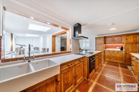 2 bedroom Semi-detached bungalow for sale in Occupation Lane, London, SE18