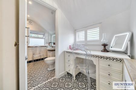 2 bedroom Semi-detached bungalow for sale in Occupation Lane, London, SE18