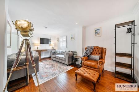 2 bedroom Semi-detached bungalow for sale in Occupation Lane, London, SE18