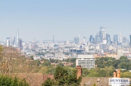 2 bedroom Semi-detached bungalow for sale in Occupation Lane, London, SE18