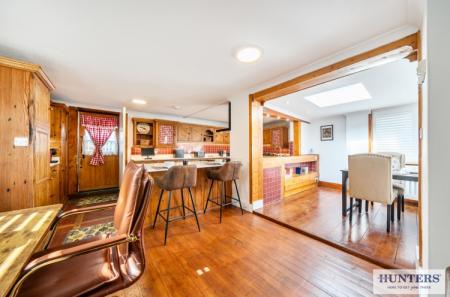 2 bedroom Semi-detached bungalow for sale in Occupation Lane, London, SE18
