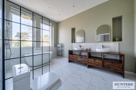 7 bedroom Detached house for sale in Elm Road, Sidcup, Kent, DA14