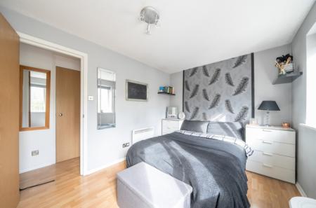 1 bedroom Flat for sale in Chalkstone Close, Welling, Kent, DA16