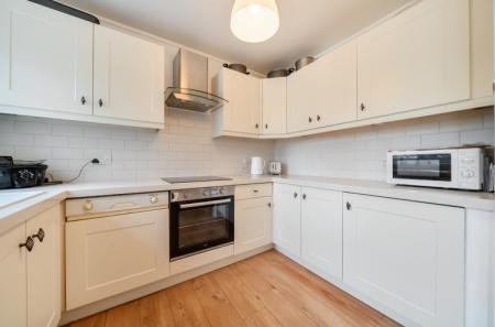 3 bedroom Semi-detached house for sale in Merlin Road, Welling, Kent, DA16
