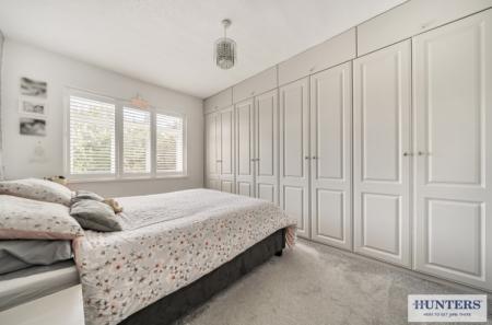 3 bedroom Semi-detached house for sale in Newlyn Road, Welling, Kent, DA16