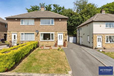 2 bedroom House for sale in Meadow Drive Halifax, HX3 5JX
