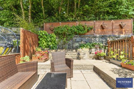 2 bedroom House for sale in Meadow Drive Halifax, HX3 5JX