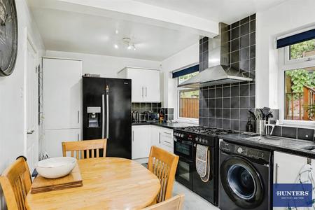 2 bedroom House for sale in Meadow Drive Halifax, HX3 5JX