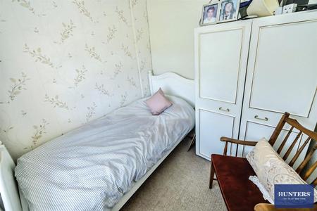 3 bedroom End of terrace house for sale in Ash Tree House, Village Street Norwood Green, Halifax, HX3 8QG