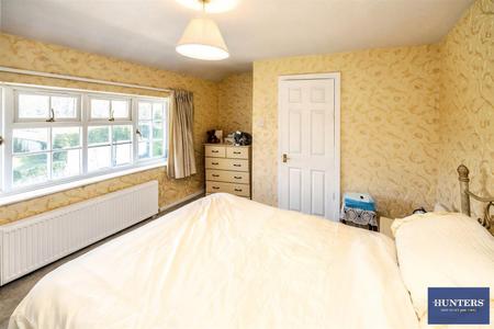 3 bedroom End of terrace house for sale in Ash Tree House, Village Street Norwood Green, Halifax, HX3 8QG