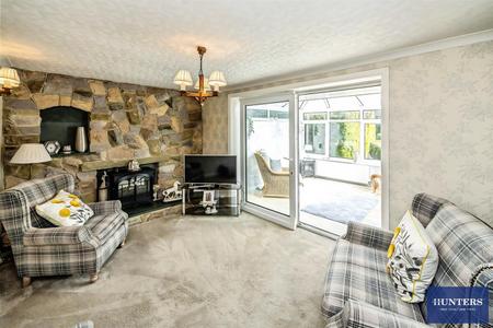 3 bedroom End of terrace house for sale in Ash Tree House, Village Street Norwood Green, Halifax, HX3 8QG