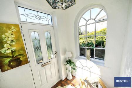 3 bedroom End of terrace house for sale in Ash Tree House, Village Street Norwood Green, Halifax, HX3 8QG