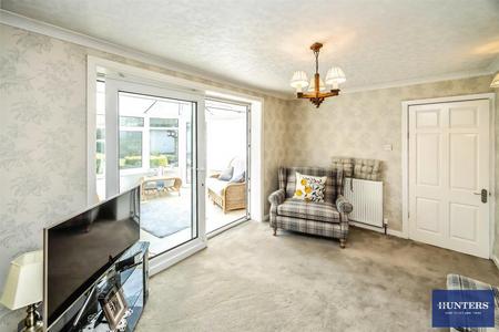 3 bedroom End of terrace house for sale in Ash Tree House, Village Street Norwood Green, Halifax, HX3 8QG