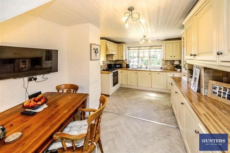 3 bedroom End of terrace house for sale in Ash Tree House, Village Street Norwood Green, Halifax, HX3 8QG