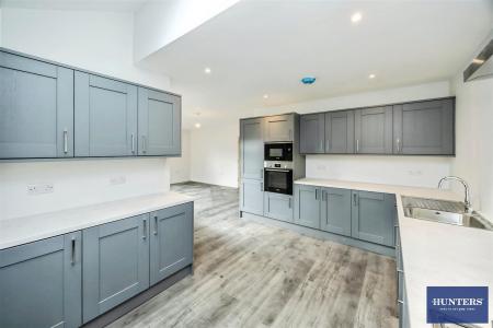 5 bedroom Semi-detached house for sale in Beck Gardens, Spring Hall Mills, Mile Cross Road, Halifax