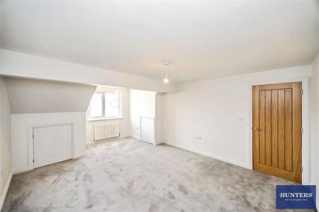5 bedroom Semi-detached house for sale in Beck Gardens, Spring Hall Mills, Mile Cross Road, Halifax