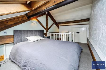 2 bedroom Penthouse for sale in Colne, Barkisland Mill, HX4 0HQ