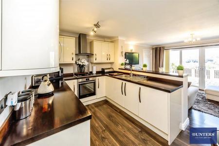 3 bedroom Semi-detached house for sale in Roselee Close Siddal, Halifax, HX3 9BT