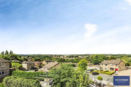 3 bedroom Semi-detached house for sale in Roselee Close Siddal, Halifax, HX3 9BT