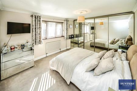 3 bedroom Semi-detached house for sale in Roselee Close Siddal, Halifax, HX3 9BT