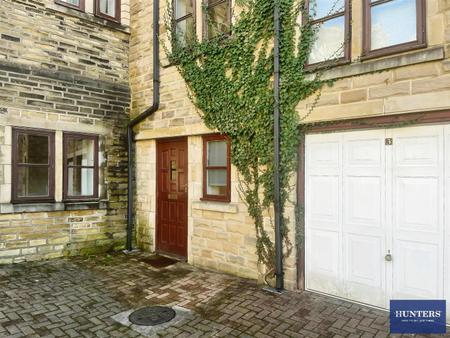 1 bedroom Apartment for sale in Olivia Court, Chester Road Boothtown, Halifax, HX3 6LN
