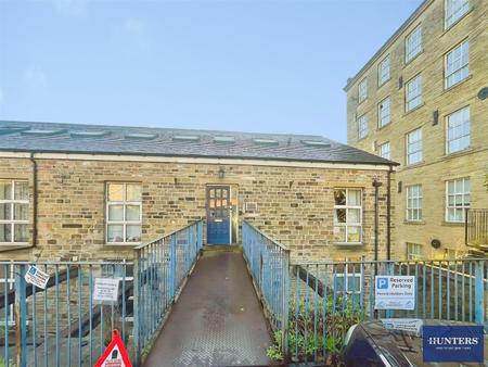 2 bedroom Apartment for sale in Wharf Street, Sowerby Bridge, Halifax, HX6 2JR