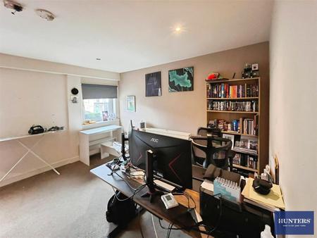 2 bedroom Apartment for sale in Butlers View Boothtown, Halifax, HX3 6PB