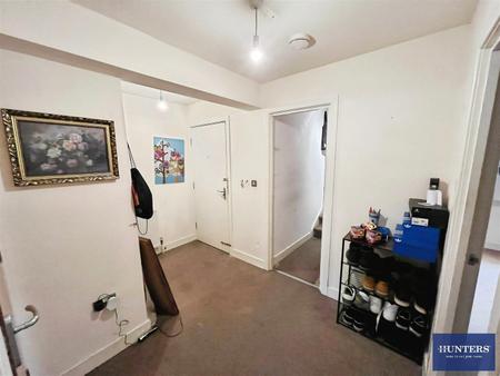 2 bedroom Apartment for sale in Butlers View Boothtown, Halifax, HX3 6PB