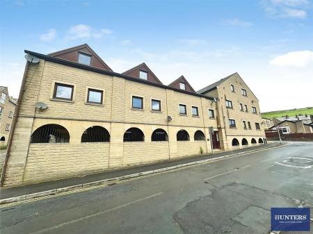 Butlers View Boothtown, Halifax, HX3 6PB