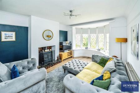 3 bedroom House for sale in Newlands View Halifax, HX3 7HT