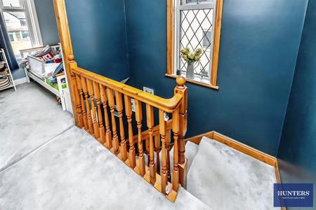 3 bedroom House for sale in Newlands View Halifax, HX3 7HT