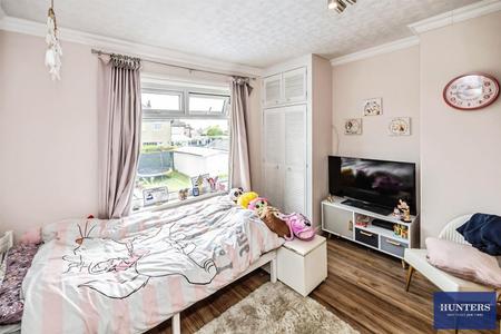 3 bedroom House for sale in Newlands View Halifax, HX3 7HT