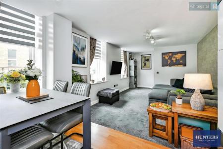 2 bedroom Apartment for sale in McCrea Apartments, Emily Way, Halifax, HX1 2NS