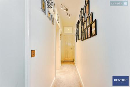 2 bedroom Apartment for sale in McCrea Apartments, Emily Way, Halifax, HX1 2NS