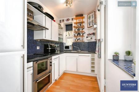 2 bedroom Apartment for sale in McCrea Apartments, Emily Way, Halifax, HX1 2NS