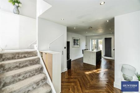 2 bedroom Terraced House for sale in Delf Hill Brighouse, HD6 3NL