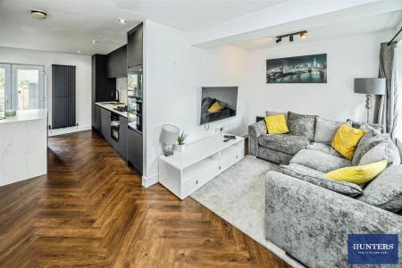 2 bedroom Terraced House for sale in Delf Hill Brighouse, HD6 3NL