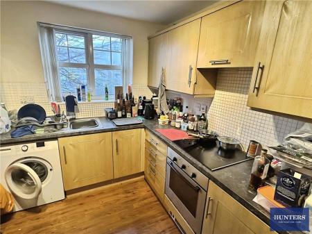 2 bedroom Apartment for sale in Calder Edge, Trooper Lane Halifax, HX3 9LS