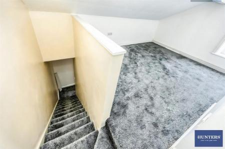 2 bedroom End of terrace house for sale in Wheatley Lane, Lee Mount, Halifax