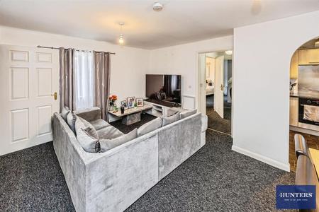 2 bedroom House for sale in Worsted Close Halifax, HX1 4RS