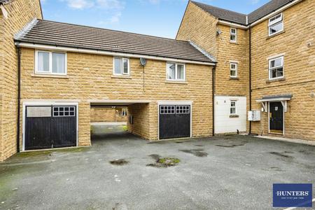2 bedroom House for sale in Worsted Close Halifax, HX1 4RS