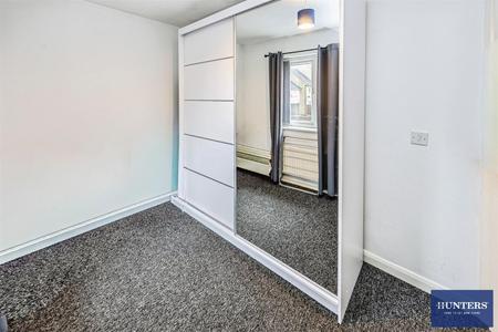 2 bedroom House for sale in Worsted Close Halifax, HX1 4RS