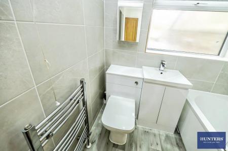 3 bedroom Terraced House for sale in Brickfield Lane Halifax, HX2 9AU