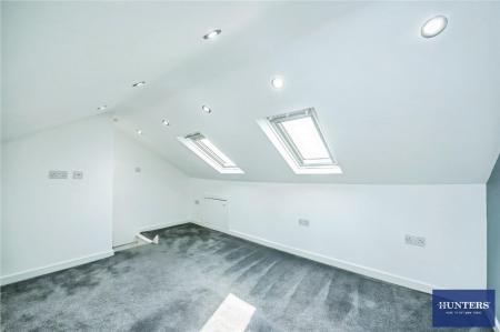 3 bedroom Terraced House for sale in Brickfield Lane Halifax, HX2 9AU