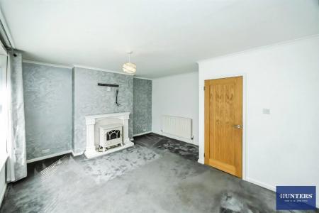 3 bedroom Terraced House for sale in Brickfield Lane Halifax, HX2 9AU