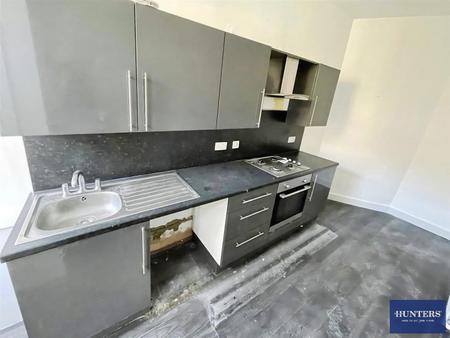 3 bedroom Terraced House for sale in Chestnut Street, Halifax, HX1 3QS