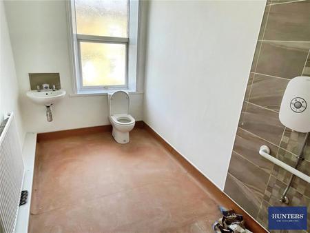 3 bedroom Terraced House for sale in Chestnut Street, Halifax, HX1 3QS