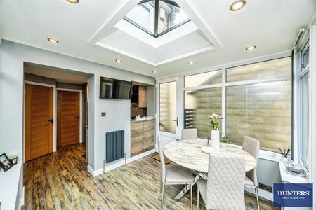 2 bedroom House for sale in Oliver Meadows Elland, HX5 9HA