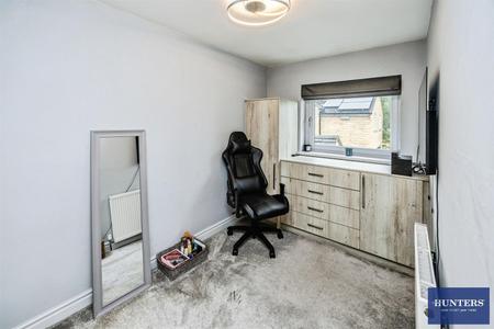 2 bedroom House for sale in Oliver Meadows Elland, HX5 9HA