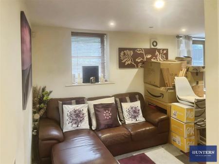 1 bedroom Apartment for sale in Beaconsfield House, Off Bennett Lane, Halifax